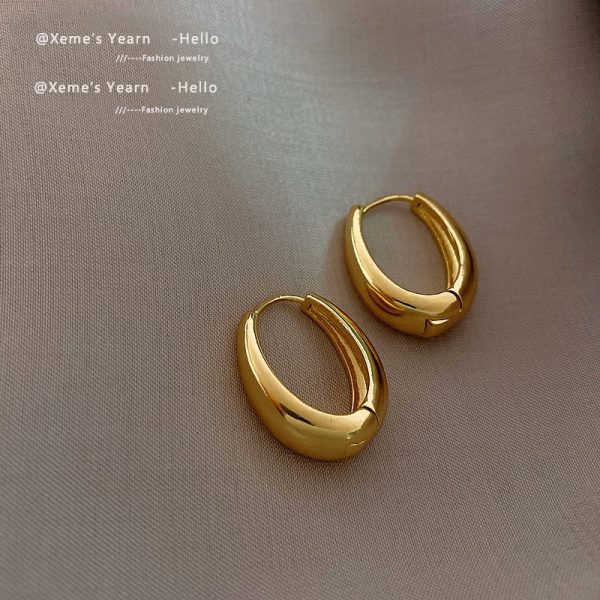 Copper Alloy Smooth Metal Hoop Earrings For Woman